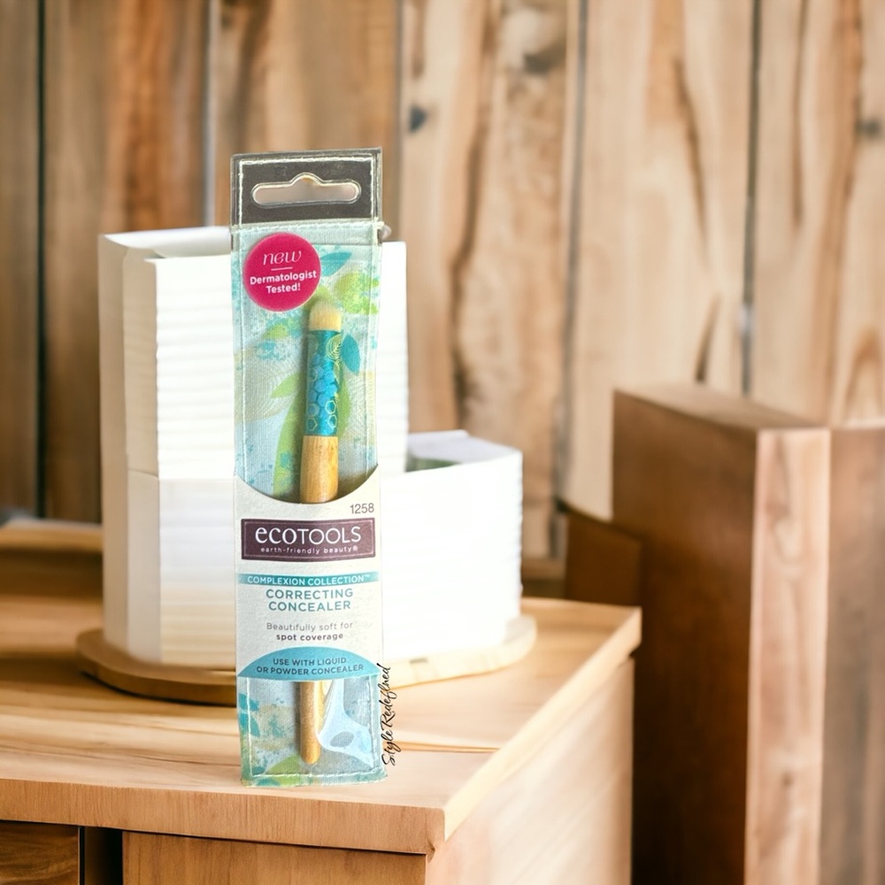 Ecotools Correcting Concealer Makeup Brush